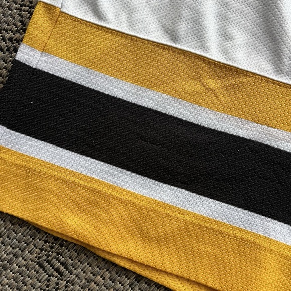 Vintage Boston Bruins Jersey Mens XL White 90s Pooh Bear Starter NHL Hockey - Picture 6 of 8